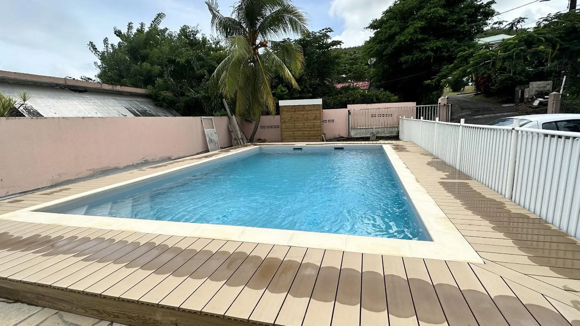 شقة Ti Caraibes, Appartement T3 Atypique, Vue Mer, Piscine Et Proche Plage لي تروا زيليه