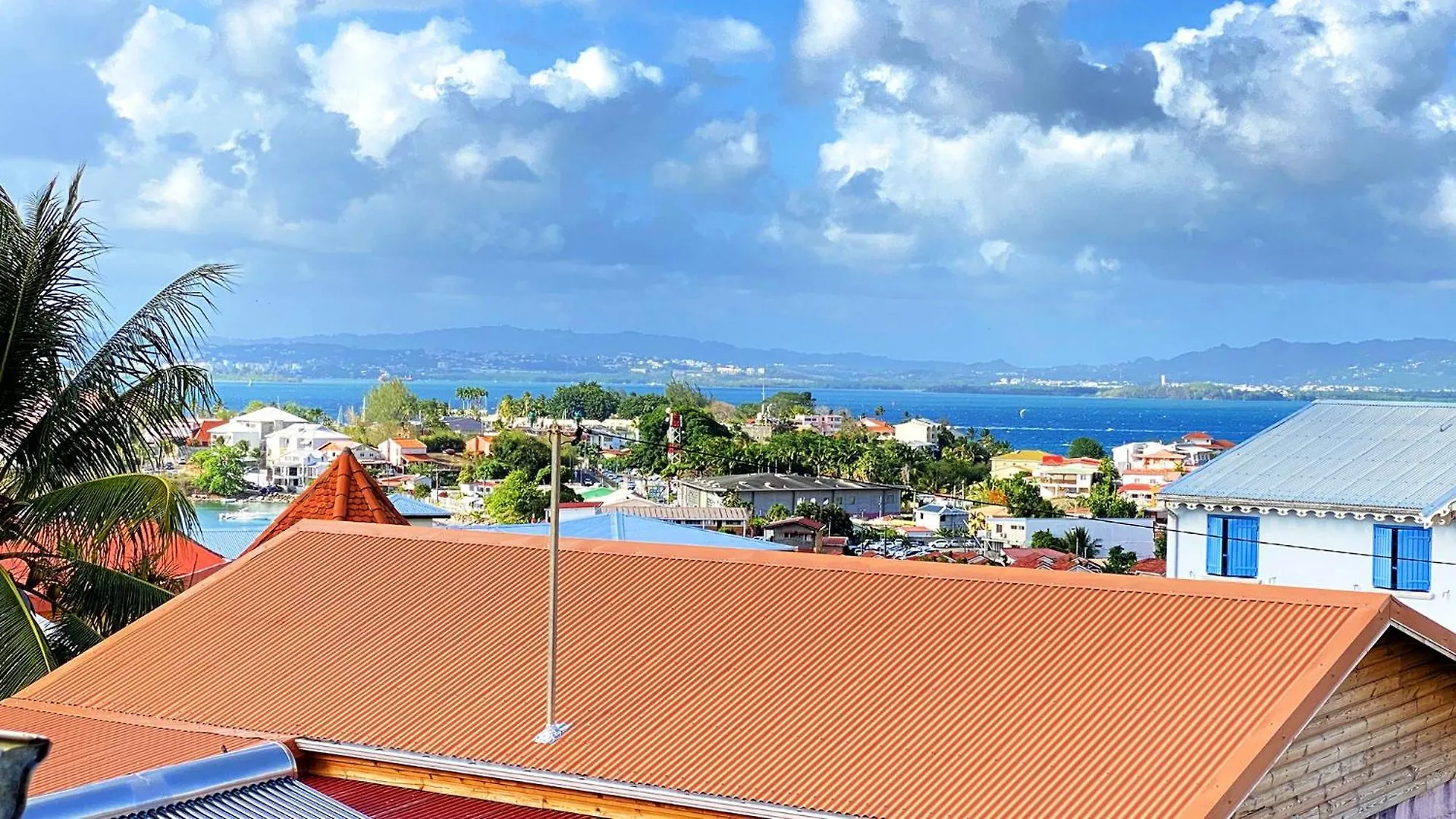 شقة Ti Caraibes, Appartement T3 Atypique, Vue Mer, Piscine Et Proche Plage لي تروا زيليه مارتينيك